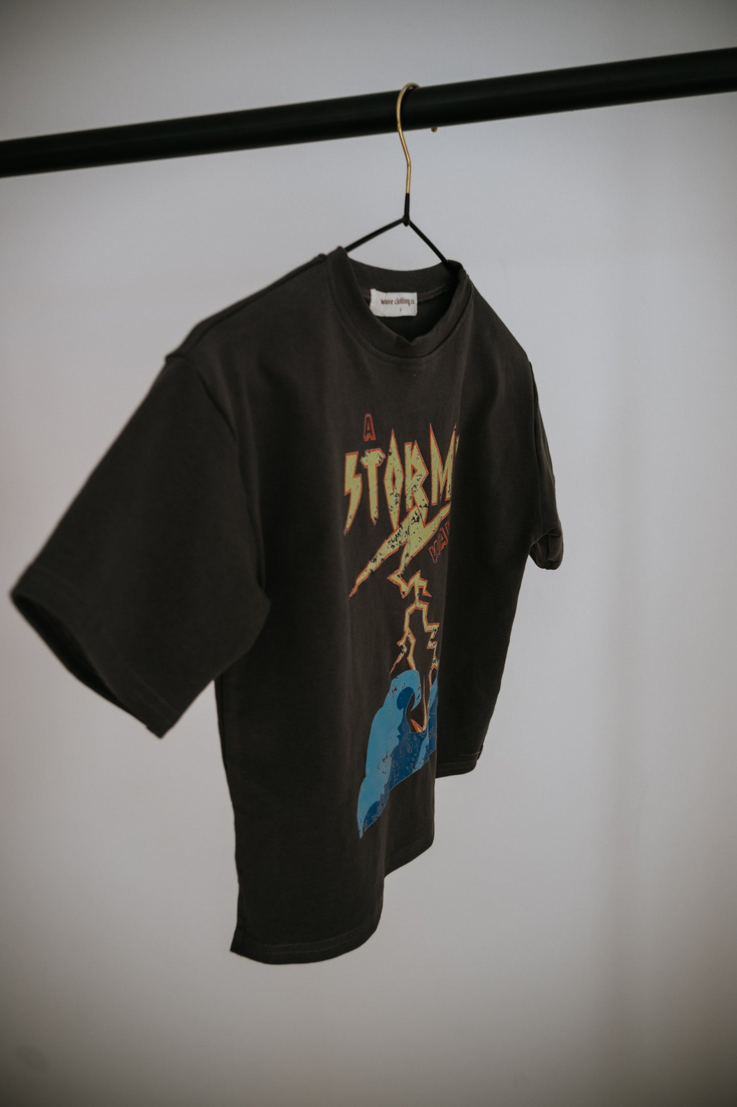 stormy oversized tee - charcoal