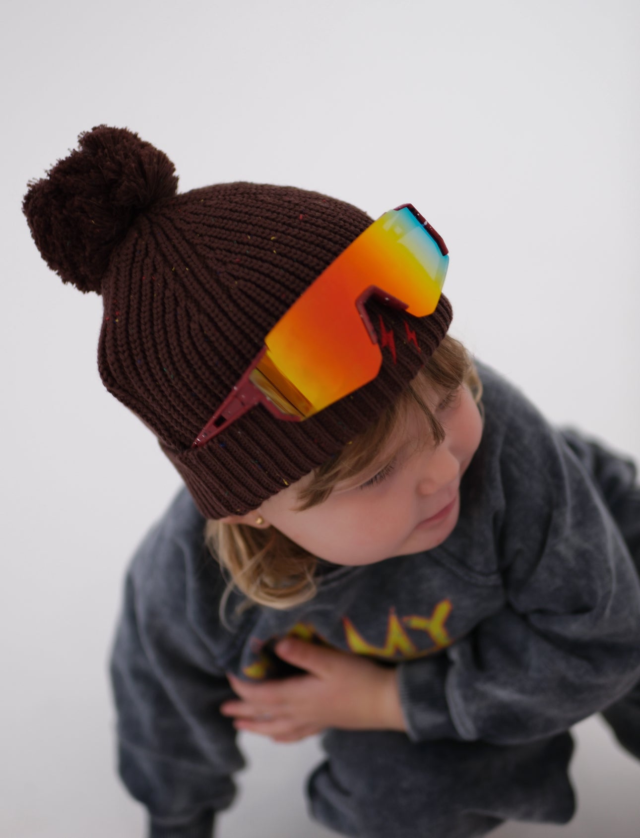 bolt beanie choc brown