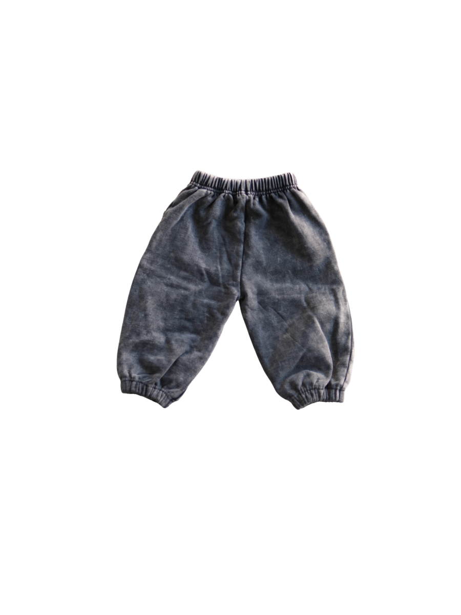 charcoal stormy acid wash pant