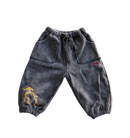 charcoal stormy acid wash pant