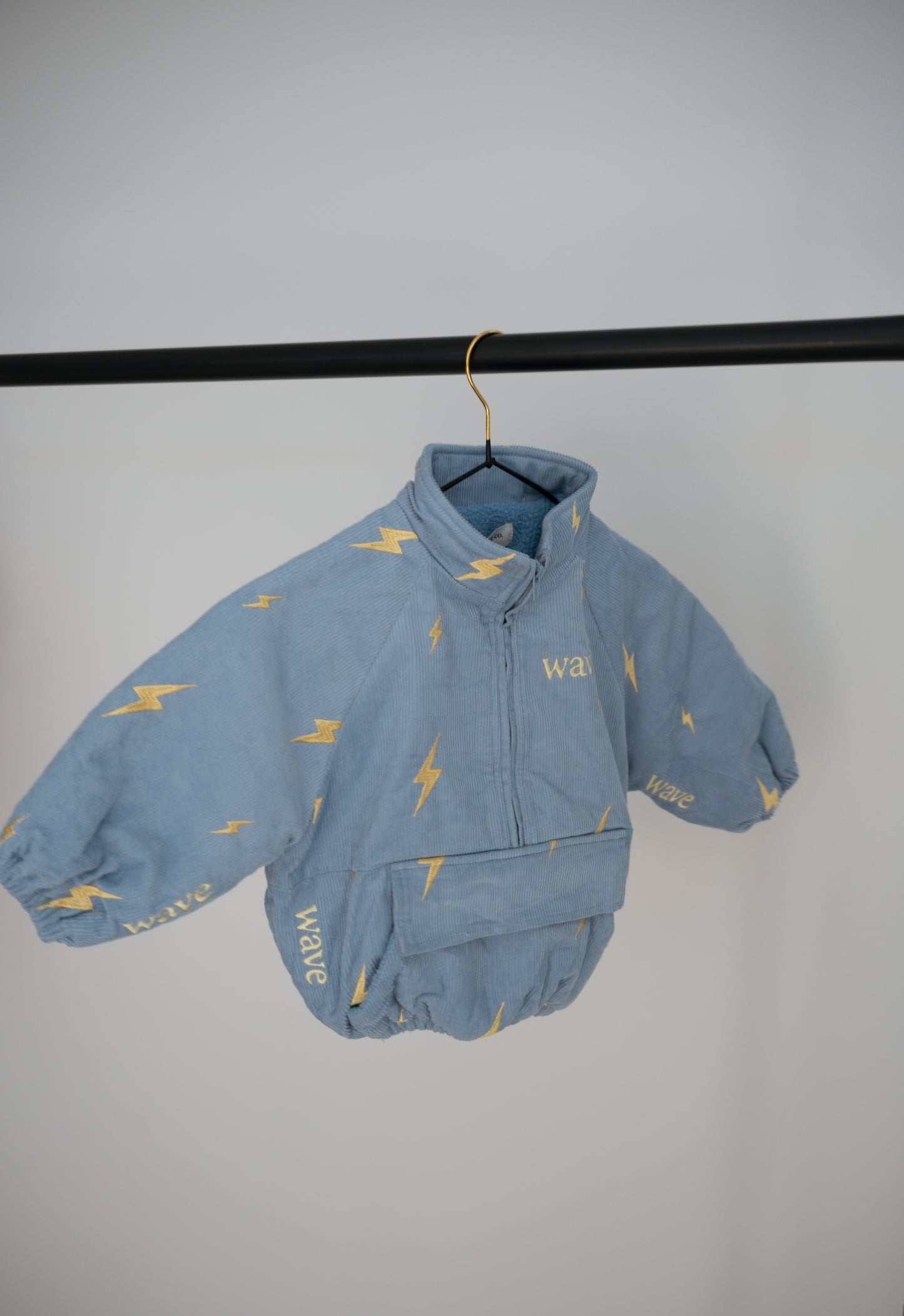 bowie pullover